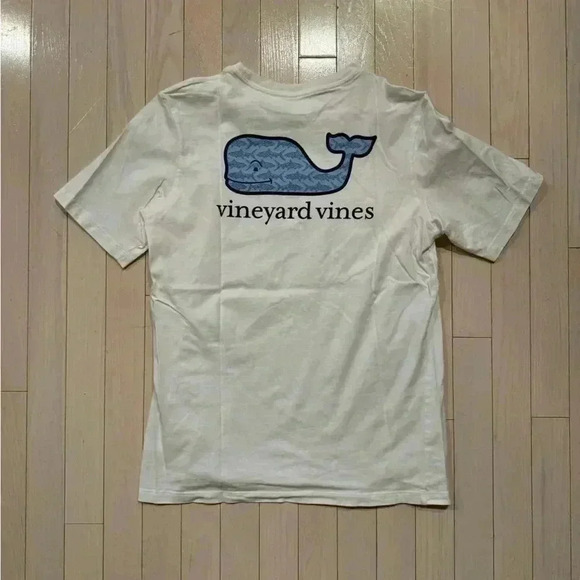 Boys, white vineyard, vines, T-shirt, size large - Picture 2 of 4